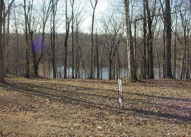 Property at 120 Kiki Cv, Clifton, TN 38425