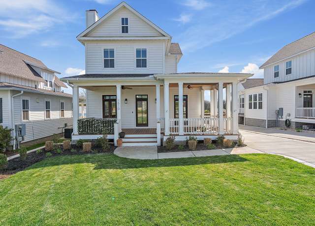 Property at 1510 E Stewarts Ln, Nashville, TN 37218, 4 beds, 3 baths