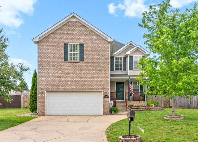 Property at 2764 Ann Dr, Clarksville, TN 37040, 3 beds, 2.5 baths