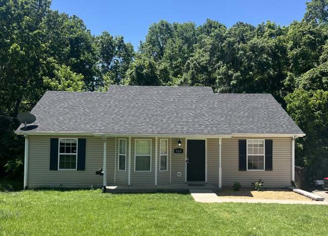 Property at 924 Granny White Rd, Clarksville, TN 37040, 3 beds, 2 baths