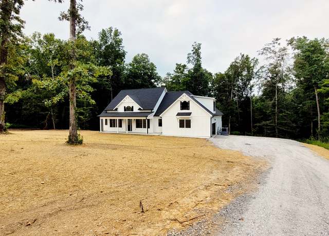 Property at 886 Promise Land Rd, Charlotte, TN 37036, 3 beds, 2 baths
