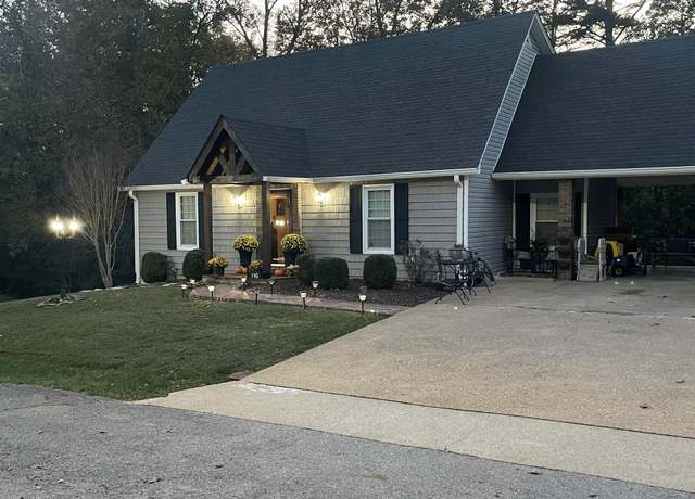 Property at 110 Turman St N, Waynesboro, TN 38485, 5 beds, 2 baths