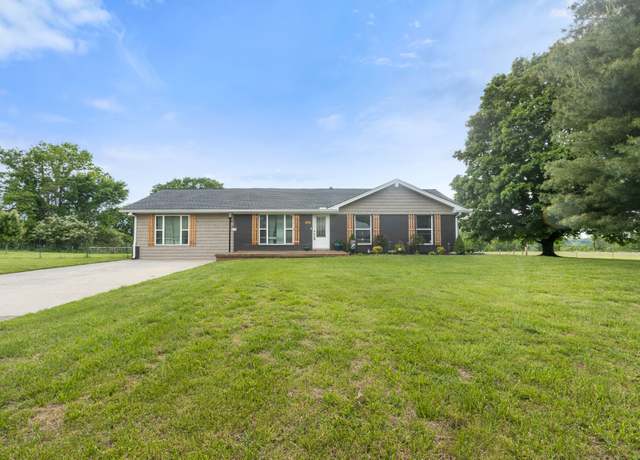 Property at 884 Drury Ridge Rd, Hartsville, TN 37074, 4 beds, 3 baths