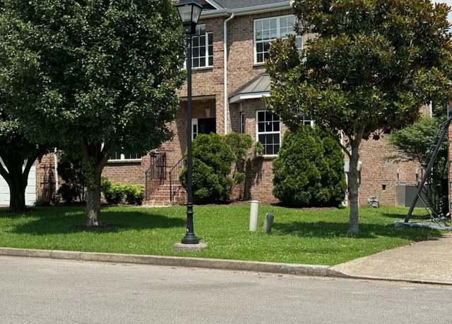 Property at 6361 Sunnywood Dr, Antioch, TN 37013, 4 beds, 2.5 baths