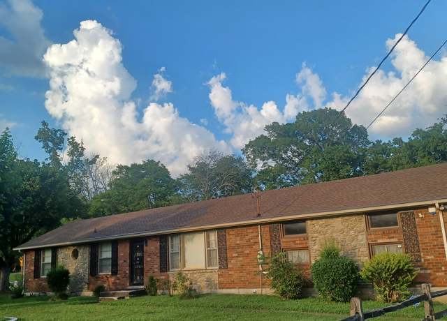Property at 3811 Marydale Ct, Nashville, TN 37207, 3 beds, 2 baths