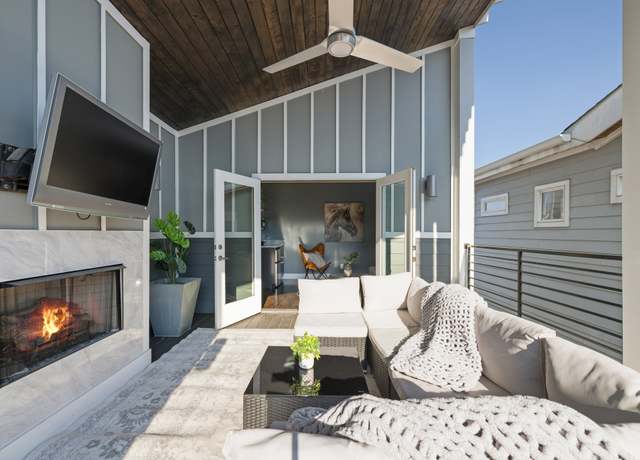 Property at 604B Hume St, Nashville, TN 37208, 4 beds, 3.5 baths