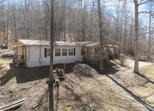 Property at 170 Spring Hollow Ln, Parsons, TN 38363, 4 beds, 3 baths