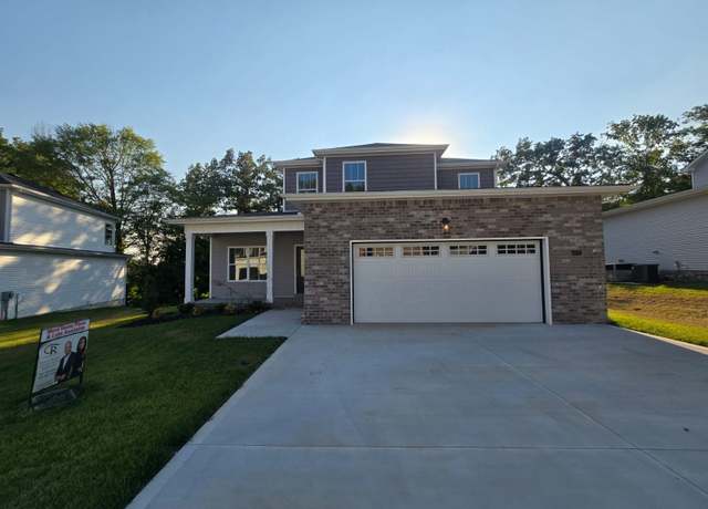 Property at 514 N Halifax Ct, Clarksville, TN 37040, 5 beds, 3 baths