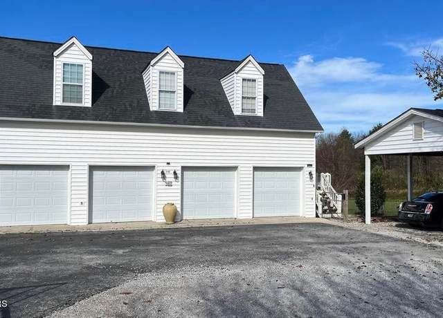 Property at 5163 Peavine Rd, Crossville, TN 38571, 3 beds, 3 baths