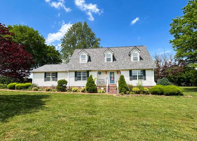 Property at 180 Hillcrest Dr, Bruceton, TN 38317, 3 beds, 2 baths