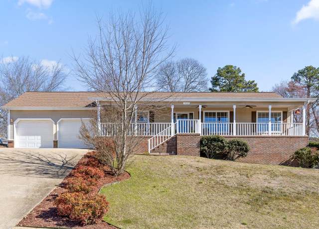 Property at 1433 Oldaker View Ln, Hixson, TN 37343, 3 beds, 2 baths