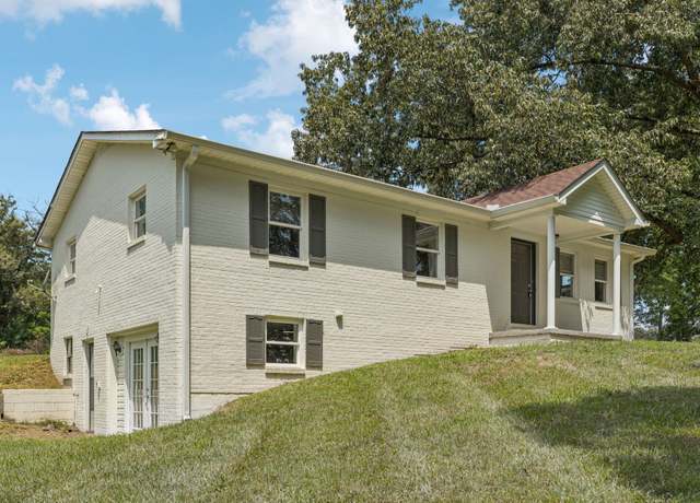 Property at 2585 Pow Rd, Baxter, TN 38544, 4 beds, 2 baths