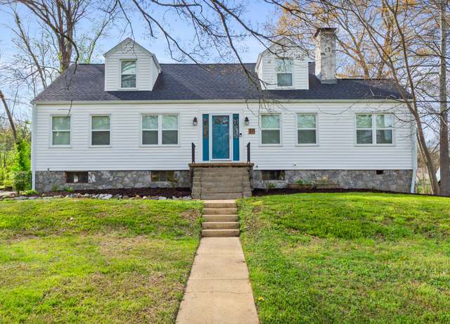Property at 311 Tacoa Ave, Chattanooga, TN 37411, 4 beds, 2 baths