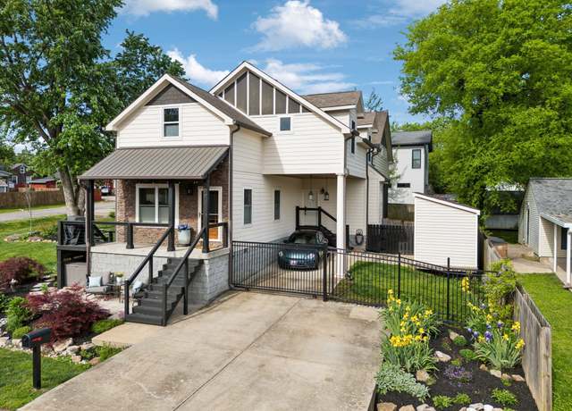 Property at 717 Groves Park Rd, Nashville, TN 37206, 3 beds, 2.5 baths