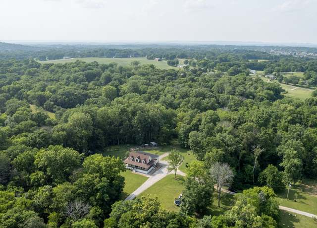 Property at 2300 Lee Rd, Spring Hill, TN 37174, 4 beds, 5 baths