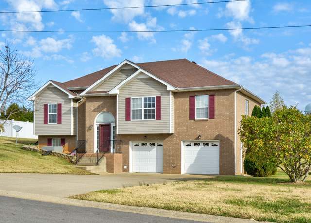 Property at 321 Greenspoint Ct, Clarksville, TN 37042, 4 beds, 3 baths