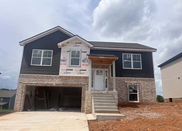 Property at 1006 Tufnel Dr, Clarksville, TN 37040, 4 beds, 3 baths