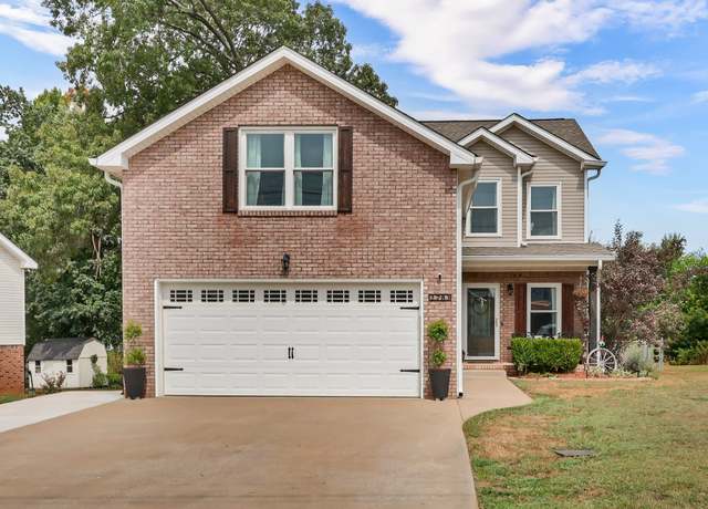 Property at 2783 Cascade Dr, Clarksville, TN 37042, 3 beds, 3 baths
