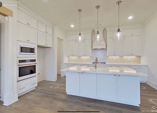 Property at 307 Deep Creek Dr, Spring Hill, TN 37174, 4 beds, 2.5 baths