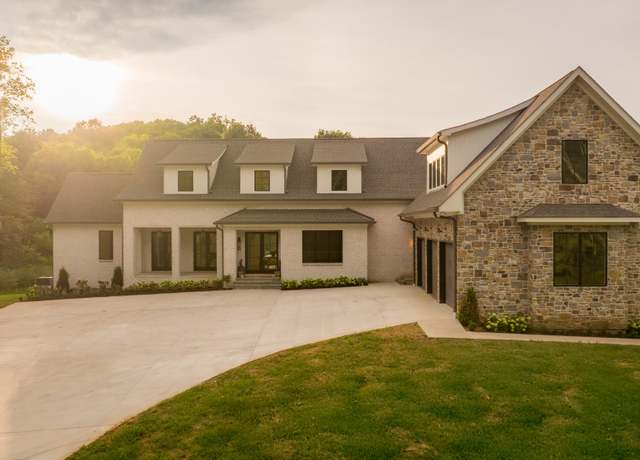Property at 1489 Old Tva Rd, Columbia, TN 38401, 5 beds, 5 baths