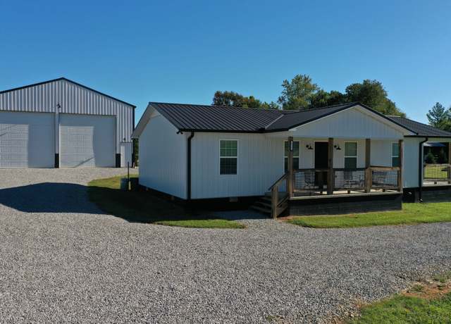 Property at 177 Fisherdale Dr, Decaturville, TN 38329, 2 beds, 2 baths