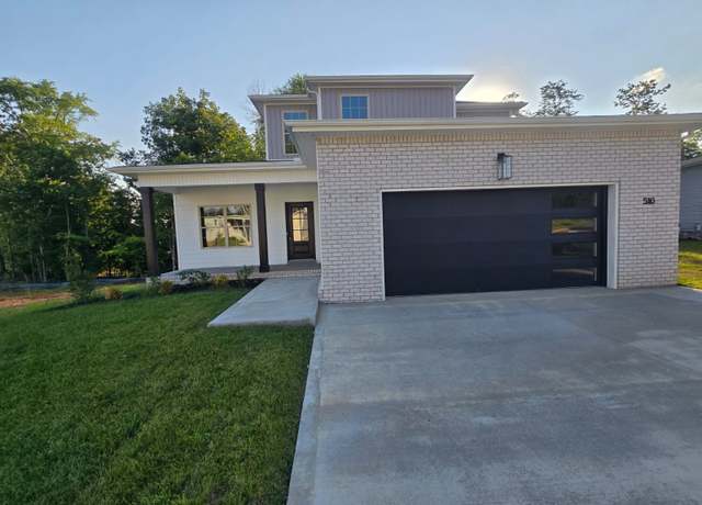 Property at 514 N Halifax Ct, Clarksville, TN 37040, 5 beds, 3 baths