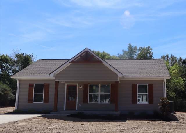 Property at 1022 West College, Greenbrier, TN 37073, 3 beds, 2 baths