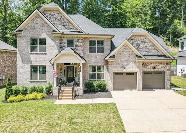 Property at 7161 Still Spring Hollow Dr, Nashville, TN 37221, 4 beds, 3.5 baths