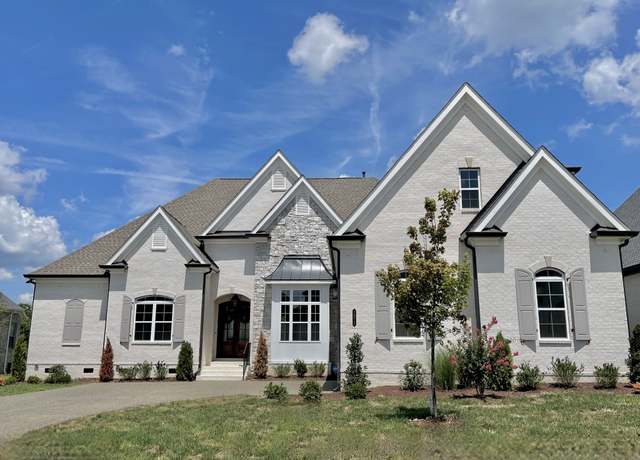 Property at 120 Watertown Dr, Nolensville, TN 37135, 4 beds, 3.5 baths