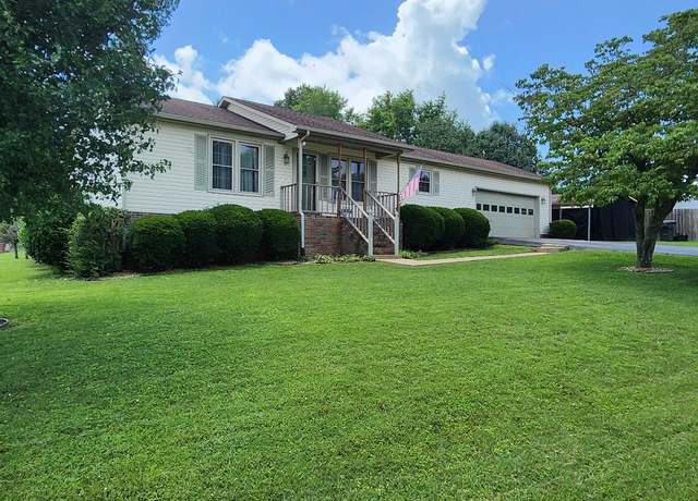 Property at 5009 Brookside Dr, Columbia, TN 38401, 3 beds, 2 baths