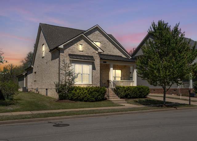 Property at 804 Charming Ct, Franklin, TN 37064, 3 beds, 3 baths