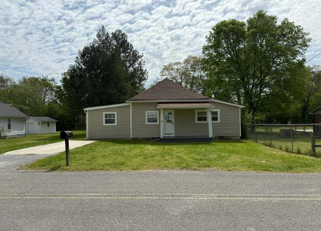 Property at 210 6th St, Graysville, TN 37338, 2 beds, 1 bath