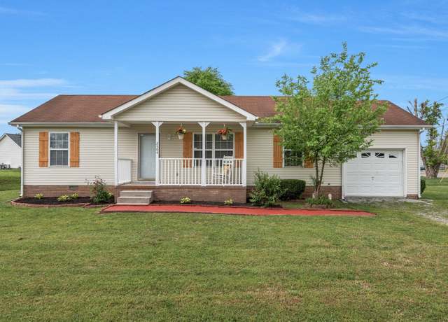 Property at 2504 Floyd Ave, Murfreesboro, TN 37127, 3 beds, 2 baths