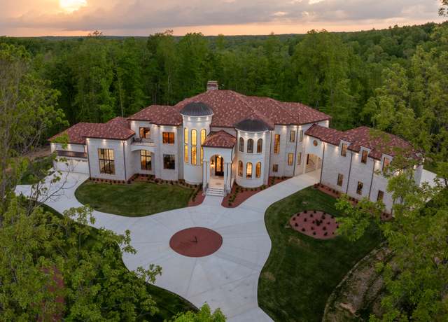 Property at 7948 Daugherty Capley Rd, Primm Springs, TN 38476, 5 beds, 8.5 baths