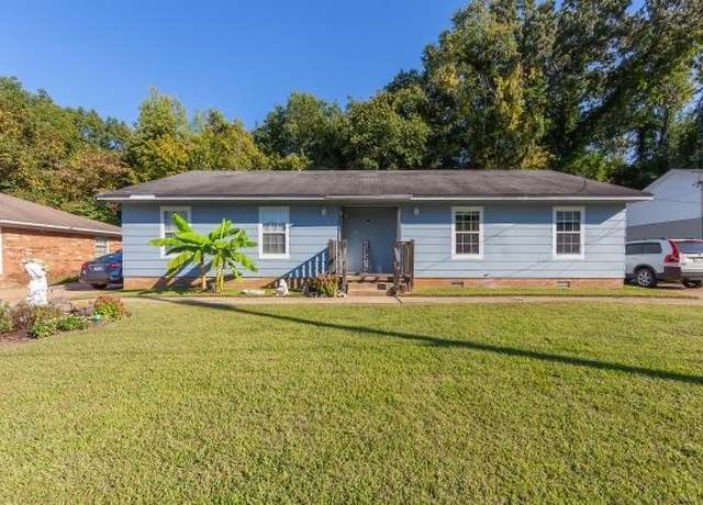 Property at 30 Carolane Dr, Jackson, TN 38305, 4 beds, 2 baths