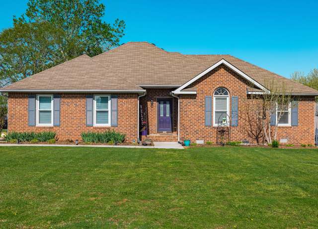 Property at 2403 English Hill Dr, Murfreesboro, TN 37130, 3 beds, 2.5 baths