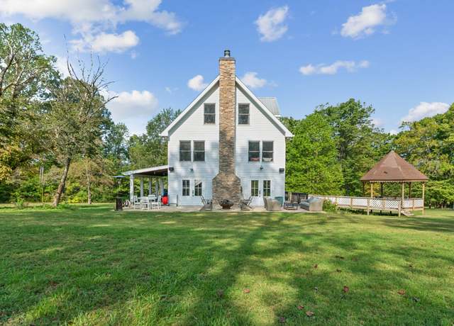Property at 927 Bond Rd, Duck River, TN 38454, 3 beds, 2.5 baths
