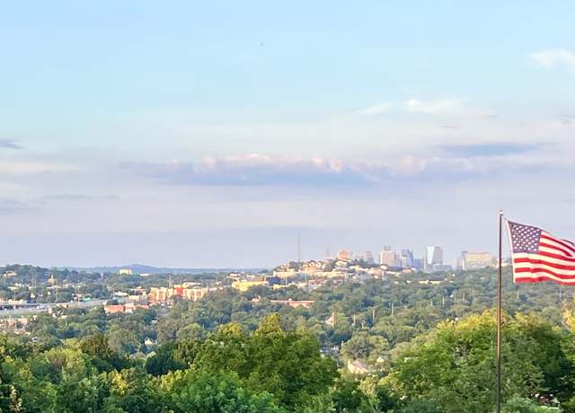 Property at 6011 Hill Cir, Nashville, TN 37209, 4 beds, 4.5 baths