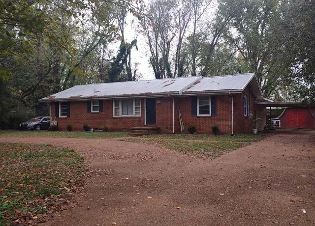 Property at 1706 Fowler St, Murfreesboro, TN 37130, 2 beds, 2 baths
