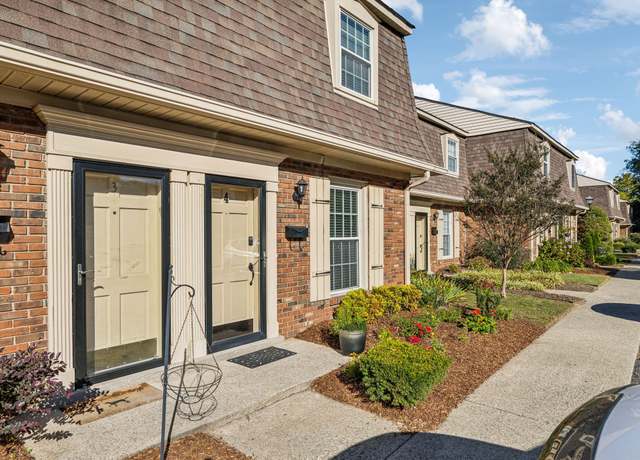 Property at 1100 W Main St Unit E4, Franklin, TN 37064, 2 beds, 1.5 baths