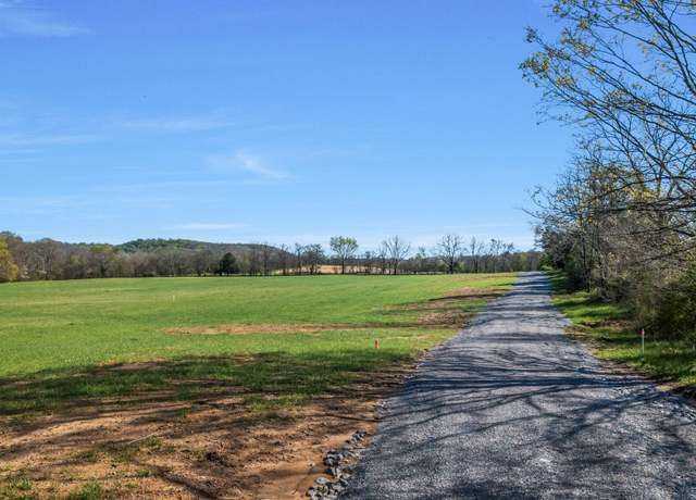 Property at 545 Turkey Trot Pvt Ln, Cottontown, TN 37048