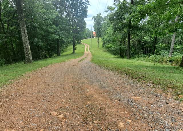 Property at 1027 Garland Hollow Rd, Pegram, TN 37143, 3 beds, 3 baths