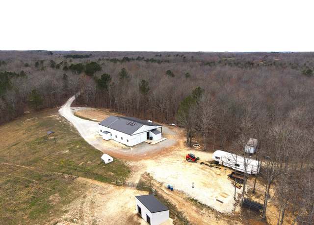 Property at 5132 Sulphur Creek Rd, Big Sandy, TN 38221, 3 beds, 1 bath