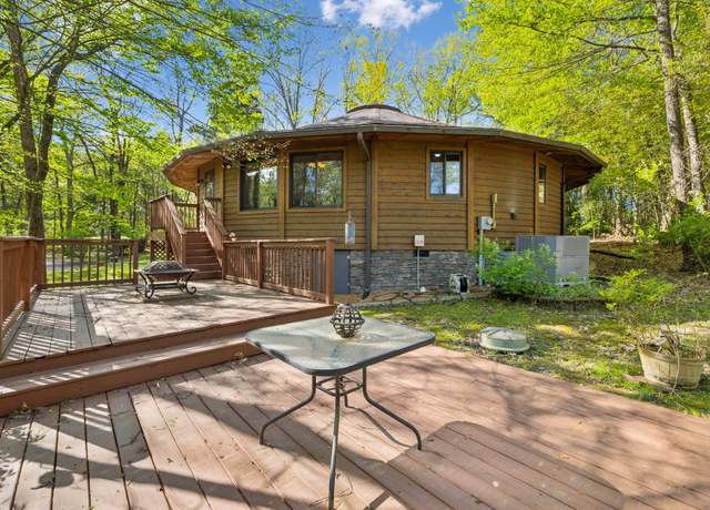 Property at 3055 Smith Springs Rd, Antioch, TN 37013, 2 beds, 2.5 baths