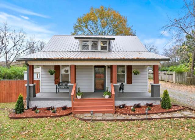 Property at 511 Maplewood Ln, Nashville, TN 37216, 4 beds, 2 baths