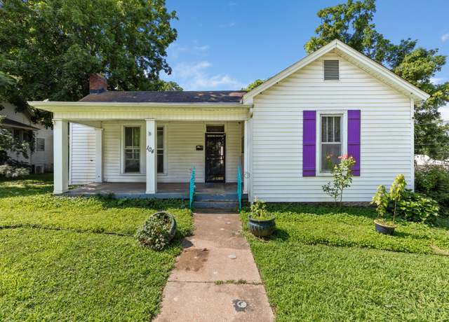 Property at 104 3rd Ave, Columbia, TN 38401, 3 beds, 2 baths