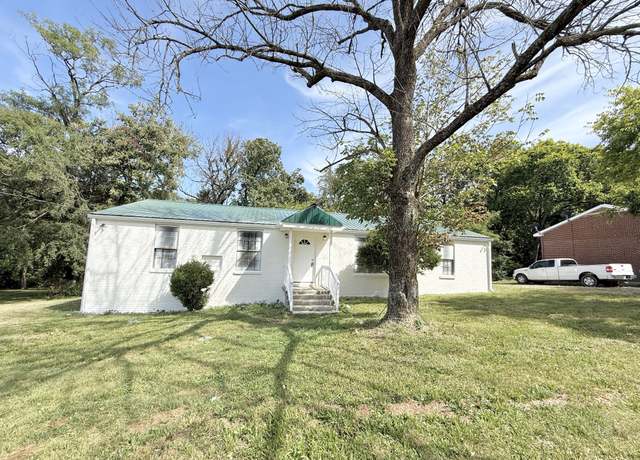 Property at 1845 Holloway Cir, Lebanon, TN 37090, 5 beds, 2 baths