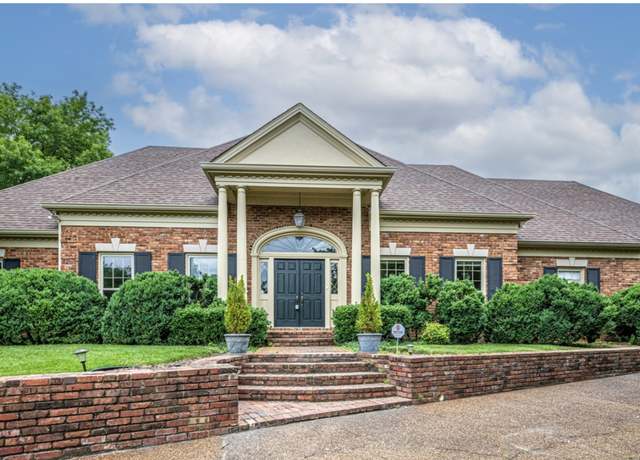 Property at 4111 Legend Hall Dr N, Nashville, TN 37215, 4 beds, 2.5 baths