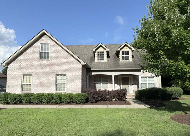 Property at 2415 Saint Andrews Dr, Murfreesboro, TN 37128, 3 beds, 2 baths