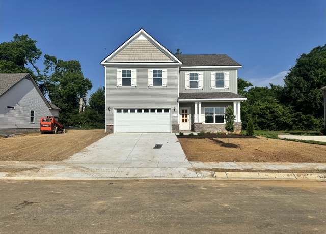 Property at 222 Republic St, Shelbyville, TN 37160, 4 beds, 2.5 baths